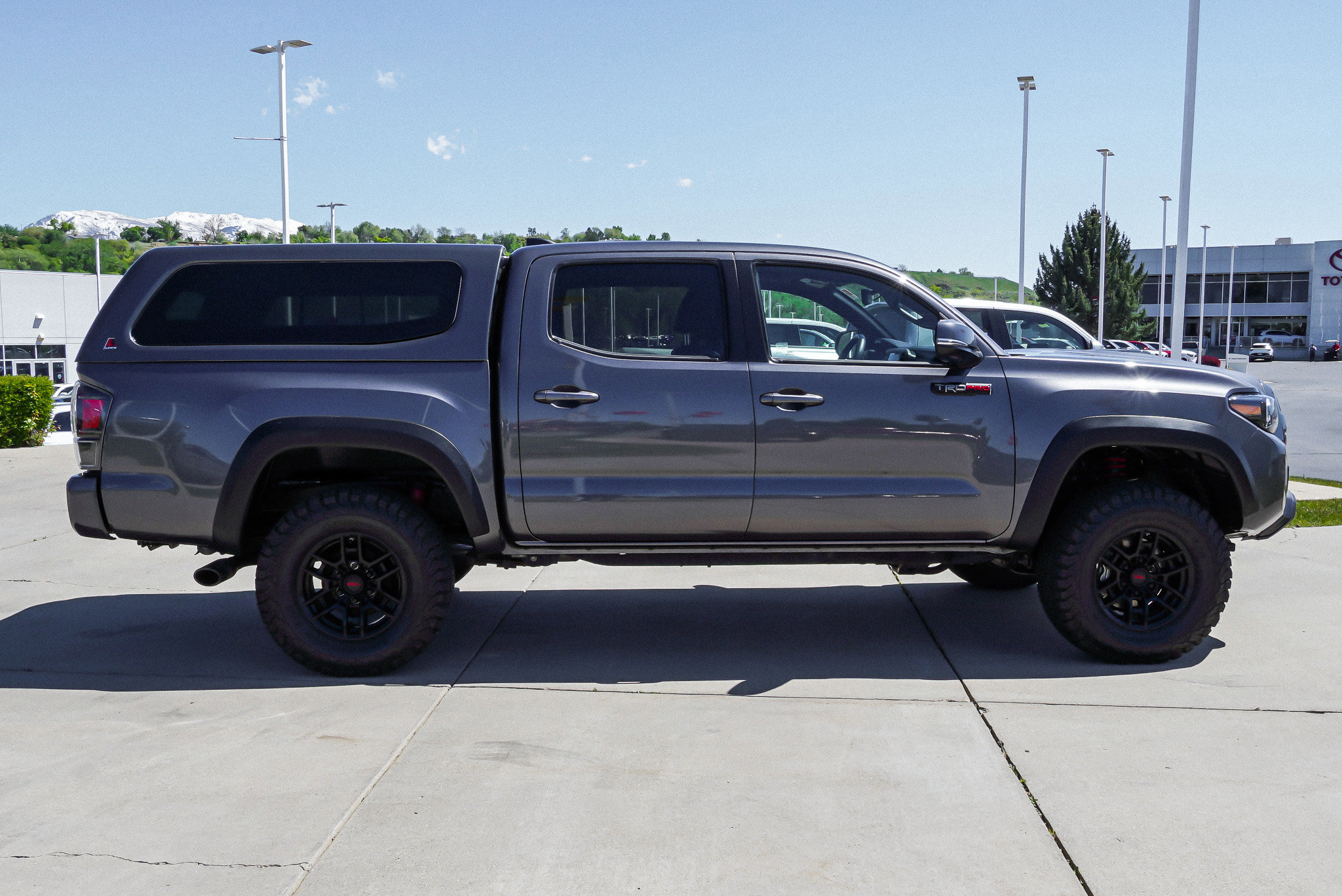 Certified 2020 Toyota Tacoma TRD Pro AWD/4WD image 9