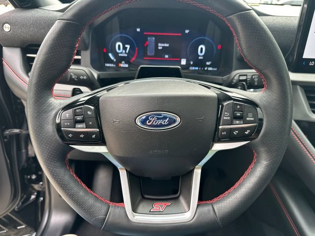 Used 2025 Ford Explorer ST AWD/4WD image 32