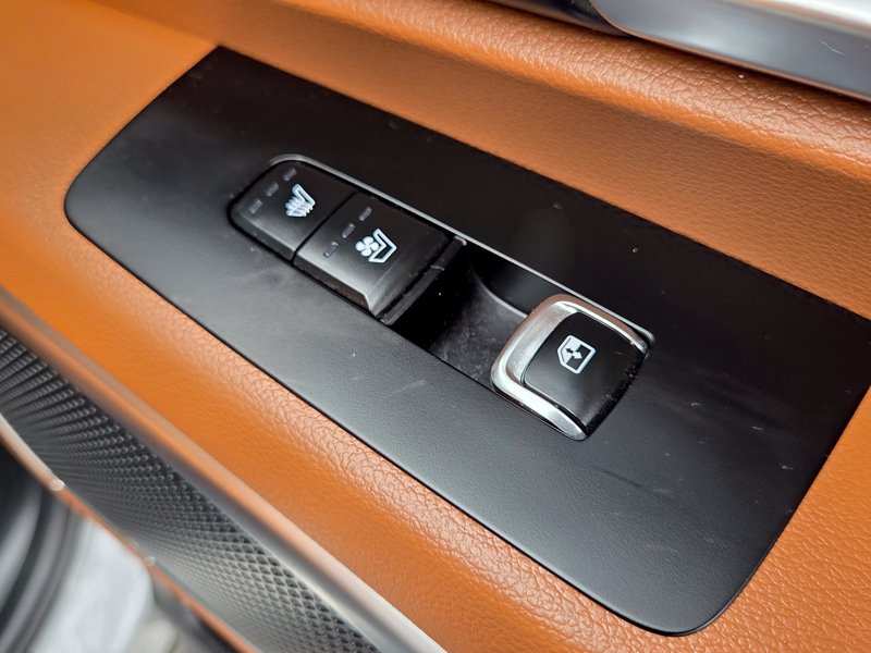 Used 2025 Kia Telluride SX Prestige X-Pro AWD/4WD image 19