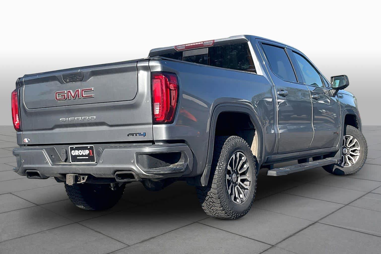 Used 2020 GMC Sierra 1500 AT4 w/ Off-Road Performance Package AWD/4WD image 12