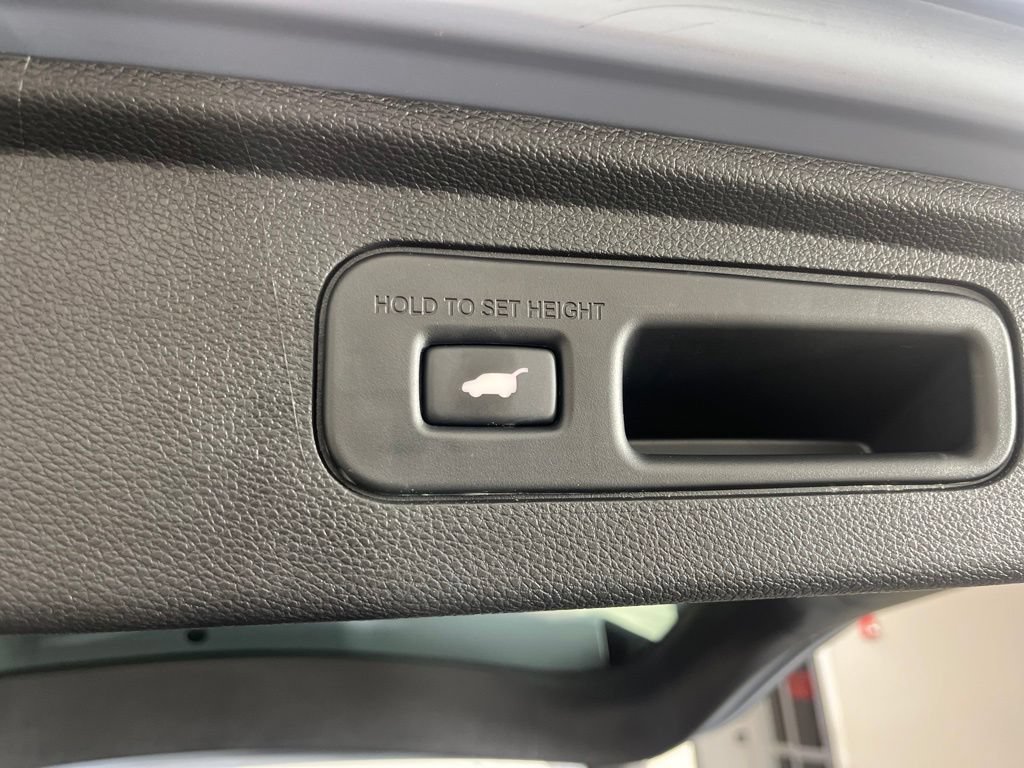 Certified 2025 Honda Odyssey Elite image 24