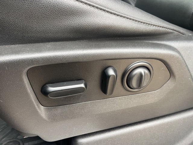 Used 2022 Chevrolet Silverado 3500 LTZ image 17