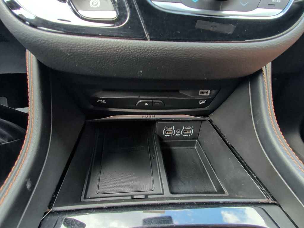 Used 2021 Chrysler Pacifica Pinnacle FWD image 26