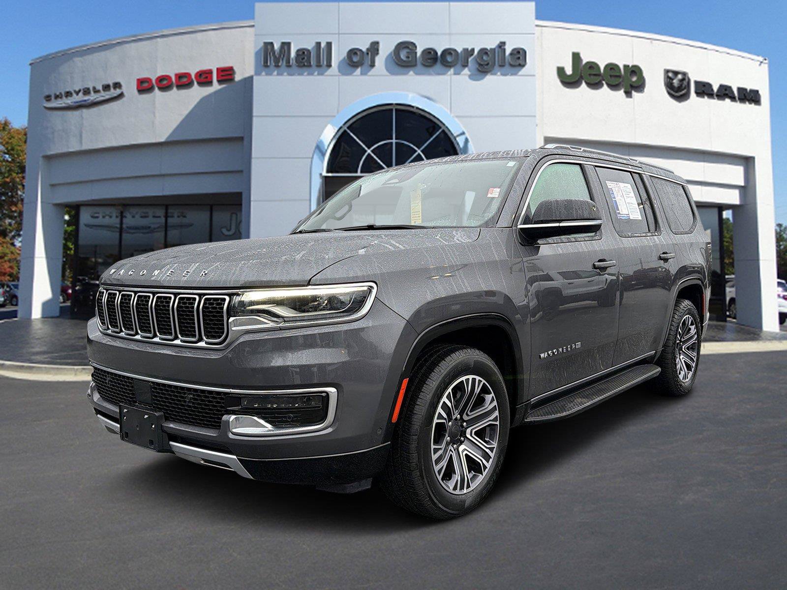 Used 2024 Jeep Wagoneer Series II w/ Flexible Seating Group RWD image 1