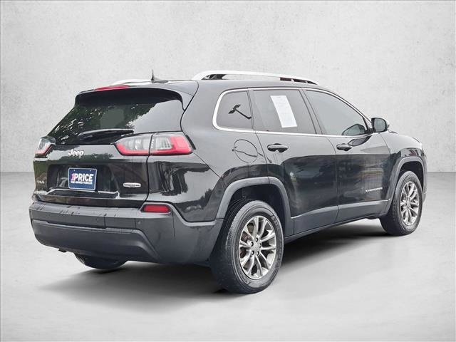 Used 2020 Jeep Cherokee Latitude Plus w/ Cold Weather Group AWD/4WD image 5