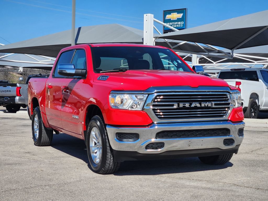 Used 2024 RAM 1500 Laramie AWD/4WD image 3