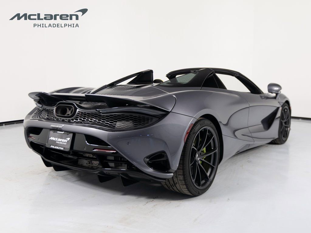 Used 2024 McLaren 750S Spider image 4