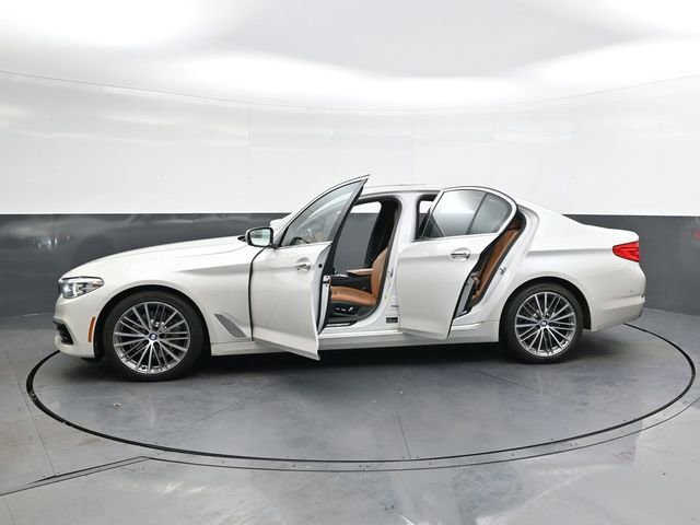 Used 2018 BMW 540i image 31