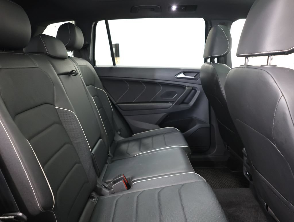 Used 2024 Volkswagen Tiguan SEL R-Line AWD/4WD image 24