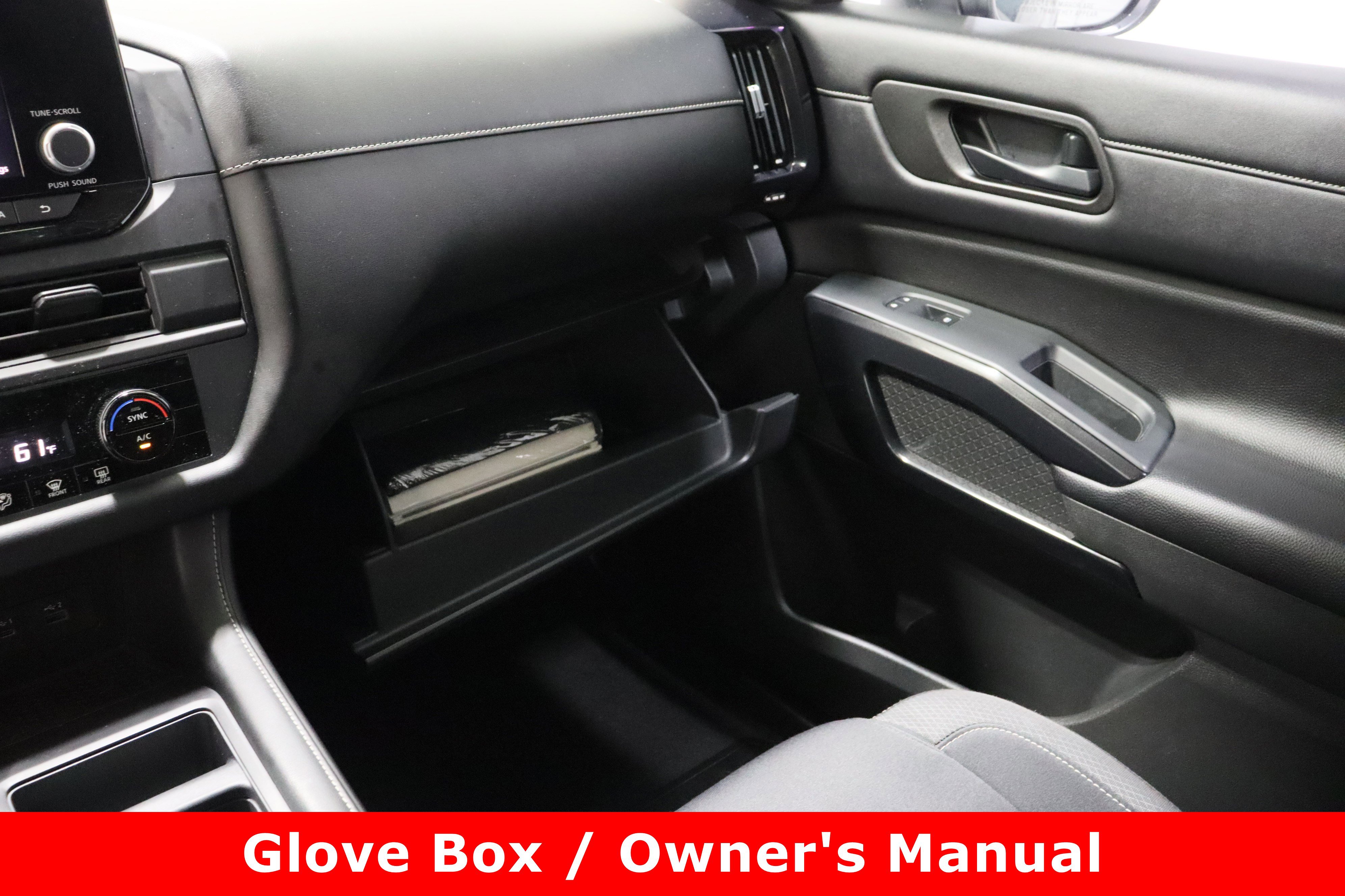 Used 2023 Nissan Pathfinder S image 23