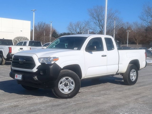 Certified 2018 Toyota Tacoma SR image 2