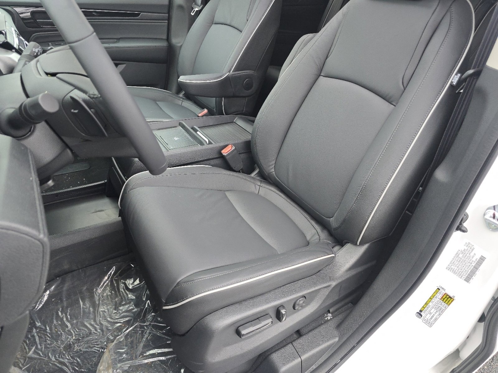 New 2026 Honda Odyssey Touring image 29