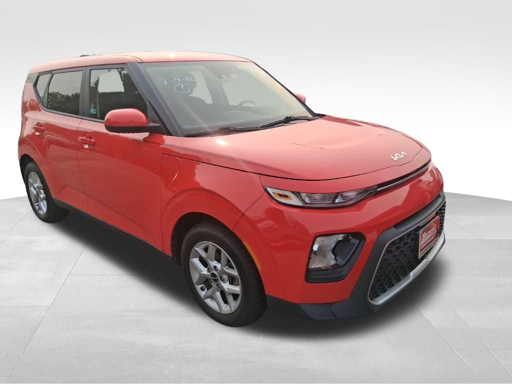 Used 2022 Kia Soul LX w/ Technology Package FWD image 16