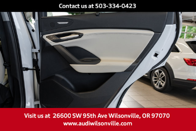 Used 2025 Audi Q6 e-tron Premium Plus w/ Premium Plus AWD/4WD image 27