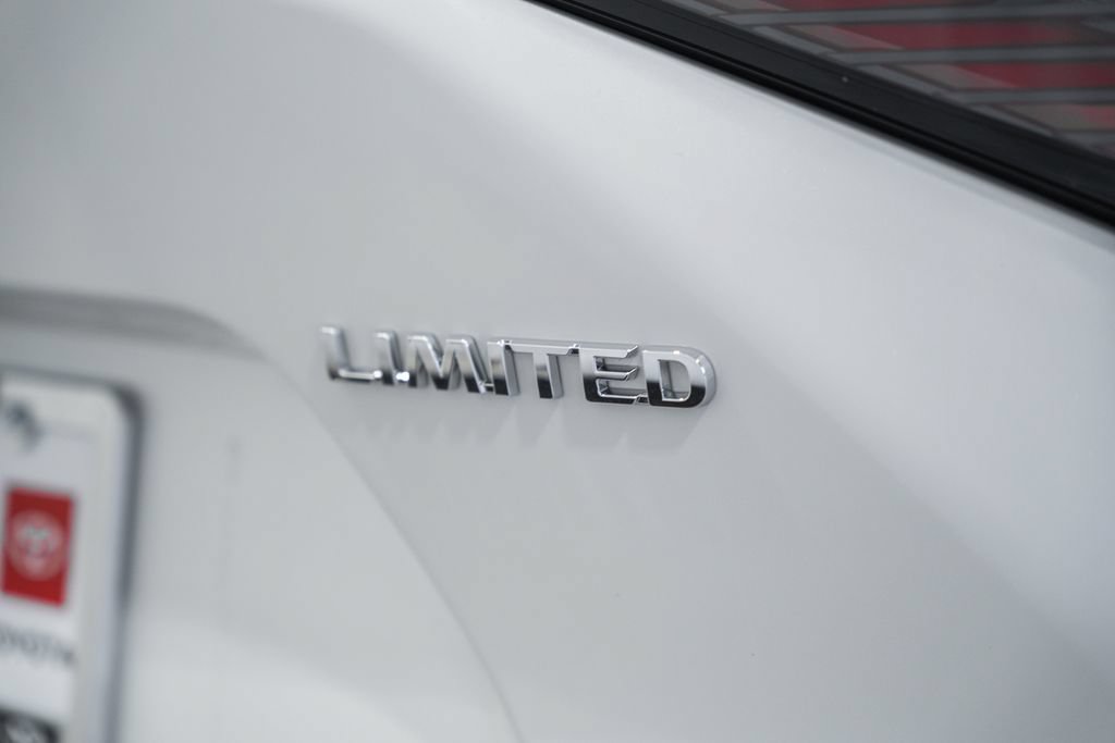 Used 2023 Toyota bZ4X AWD w/ Weather Package image 7