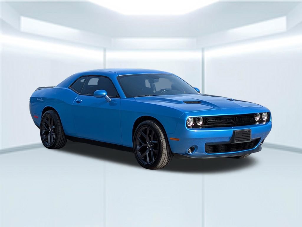 Used 2023 Dodge Challenger SXT w/ Blacktop Package image 4