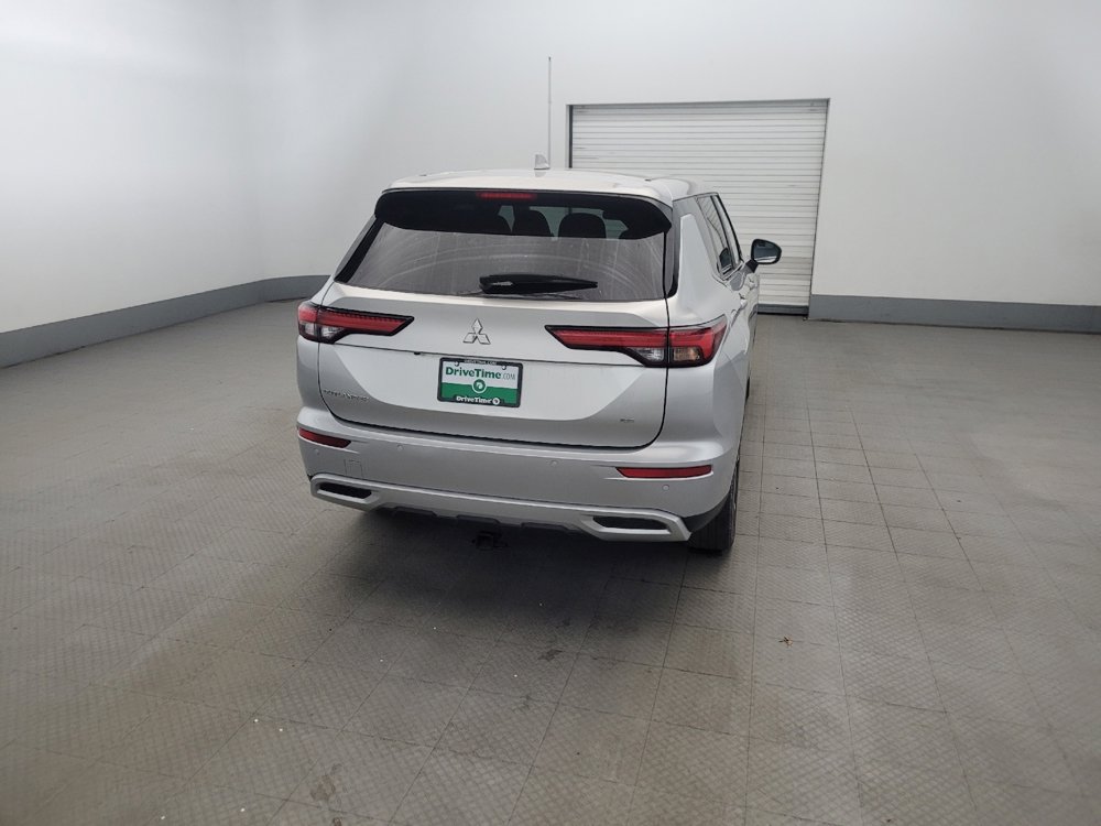 Used 2022 Mitsubishi Outlander SE AWD/4WD image 7