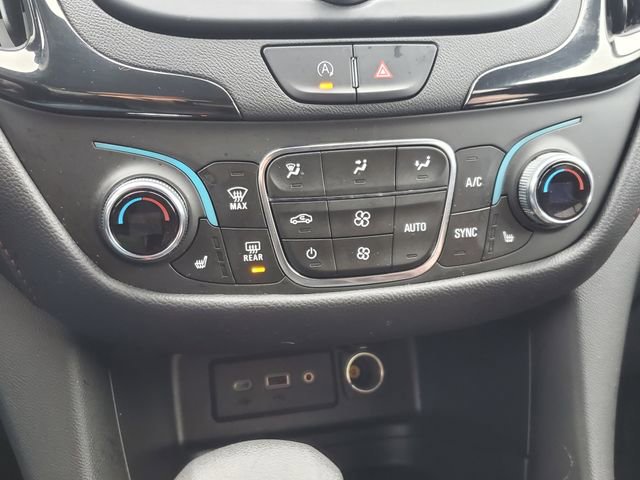 Certified 2023 Chevrolet Equinox RS w/ LPO, Floor Liner Package image 33