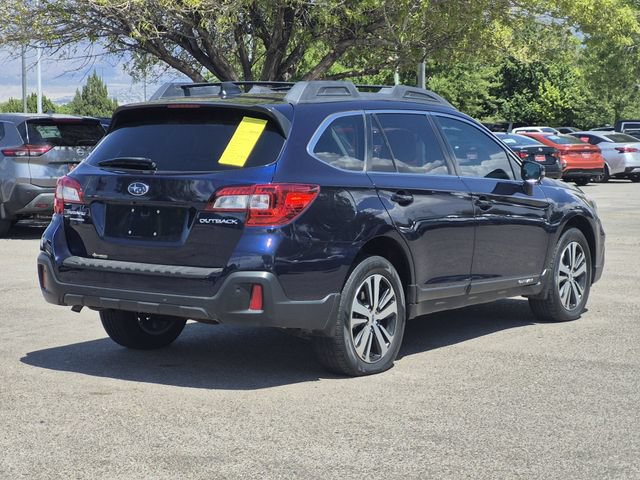 Used 2018 Subaru Outback 2.5i Limited AWD/4WD image 3