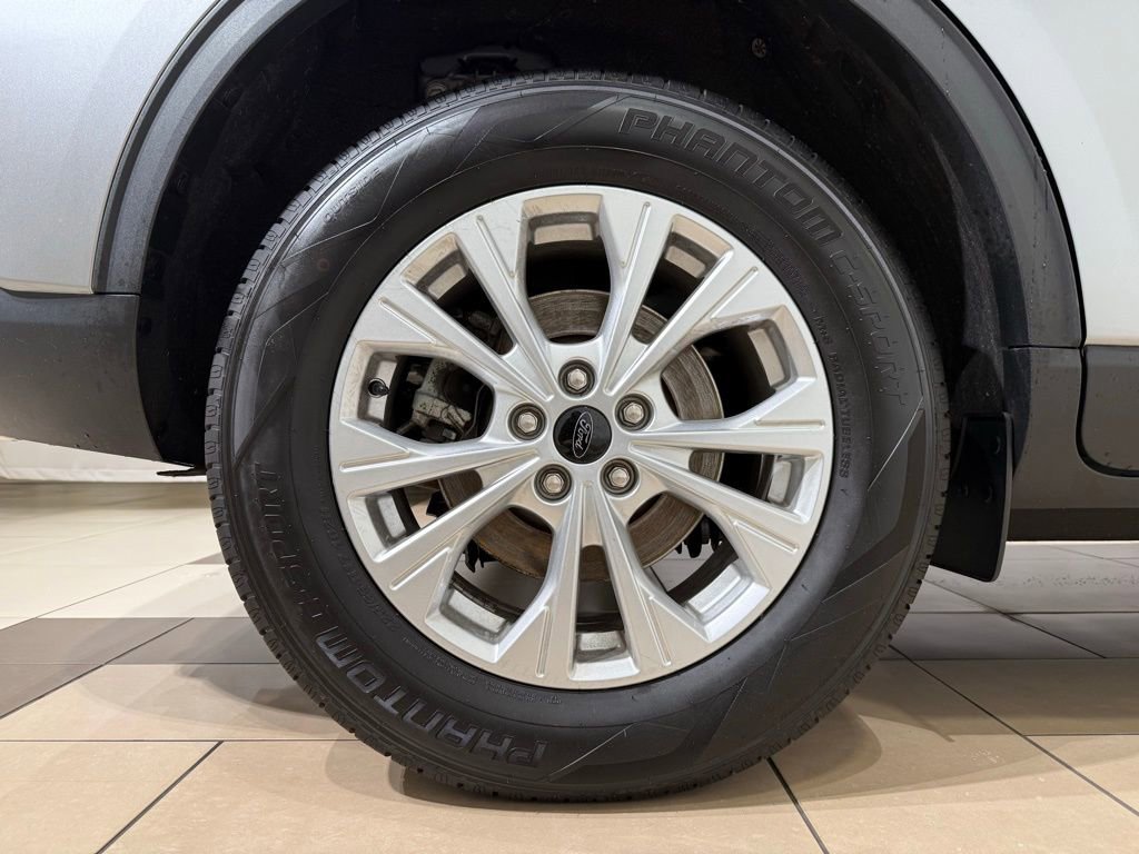 Used 2023 Ford Escape Active w/ Tech Pack #1 AWD/4WD image 9