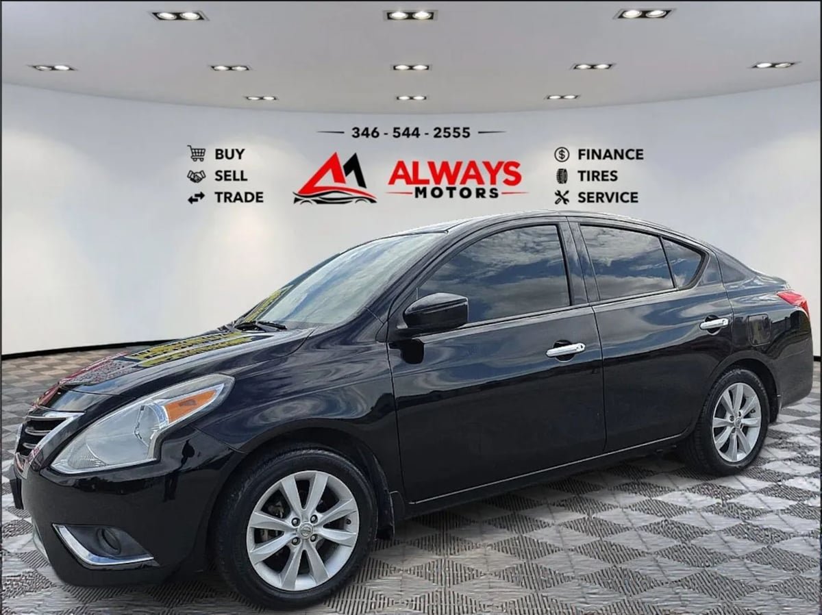 Used 2015 Nissan Versa w/ SL Tech Package