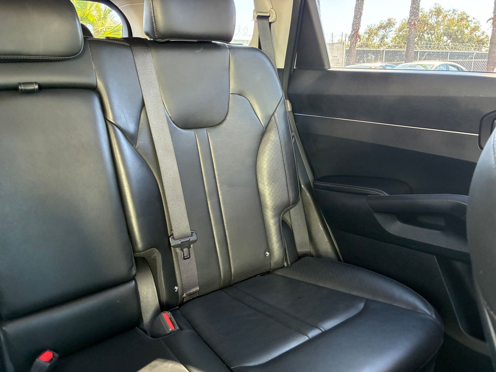 Used 2024 Kia Sorento S FWD image 40