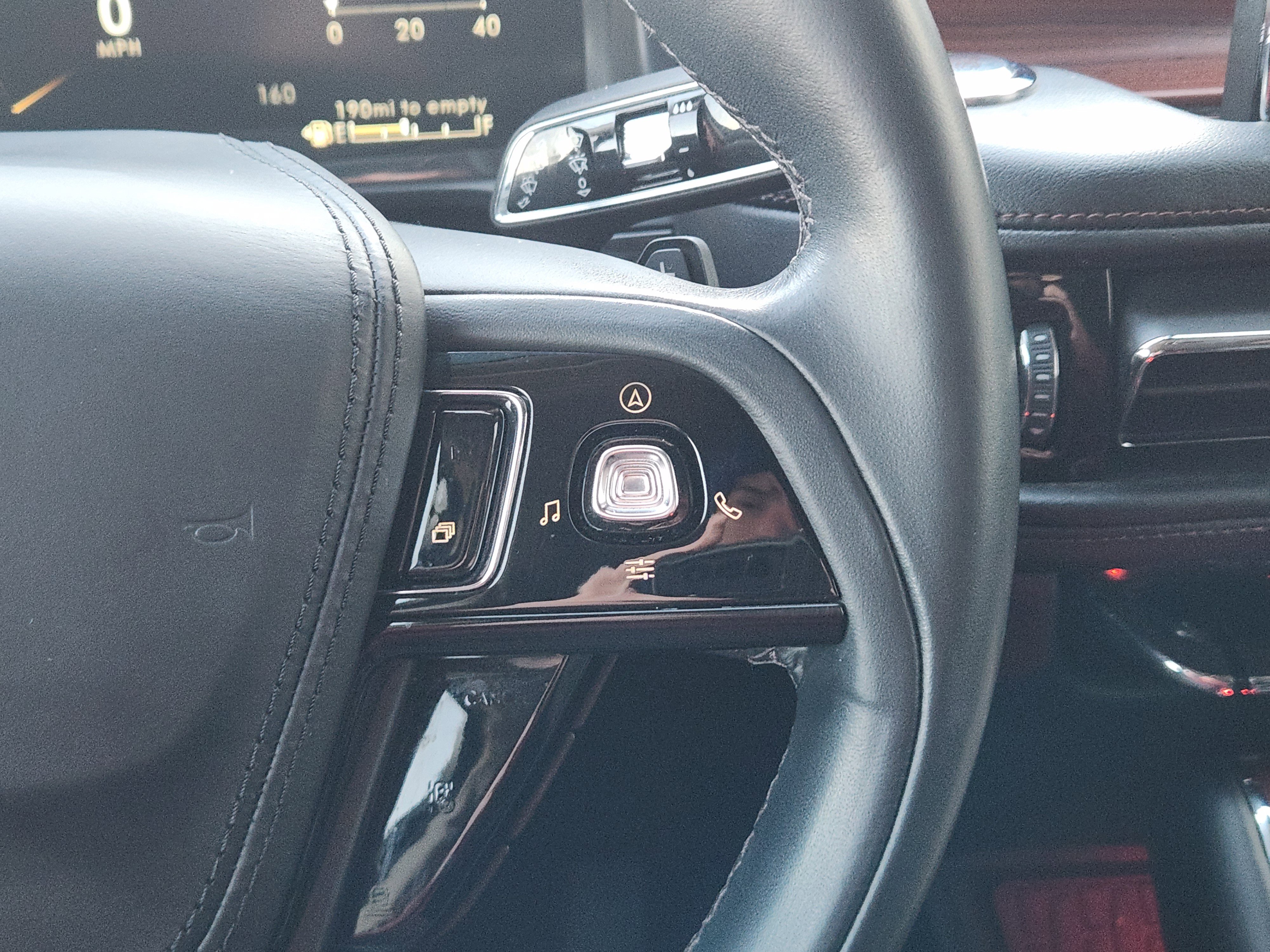 Used 2022 Lincoln Aviator Reserve w/ Equipment Group 201A image 30