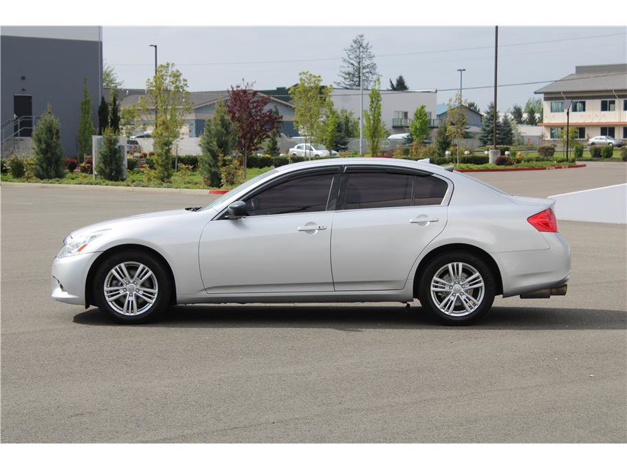 Used 2013 INFINITI G37 x Sedan AWD/4WD image 2