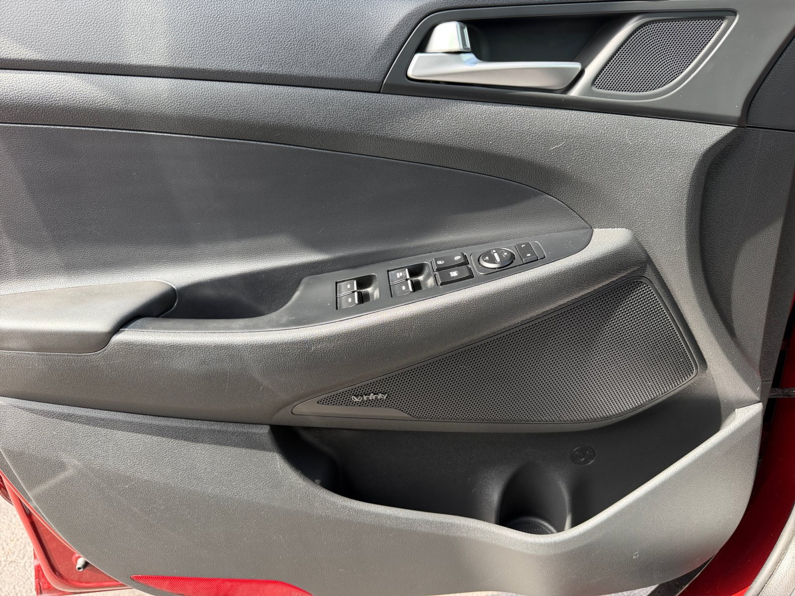 Used 2019 Hyundai Tucson Limited FWD image 13