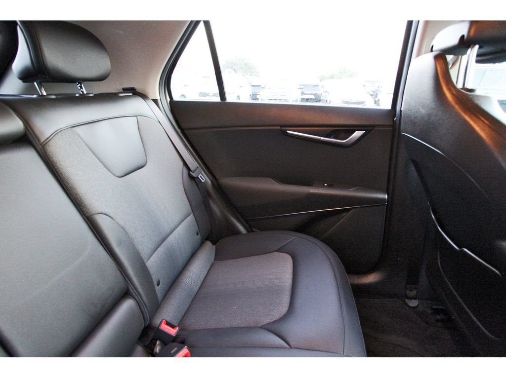 Used 2023 Kia Niro Wind FWD image 12