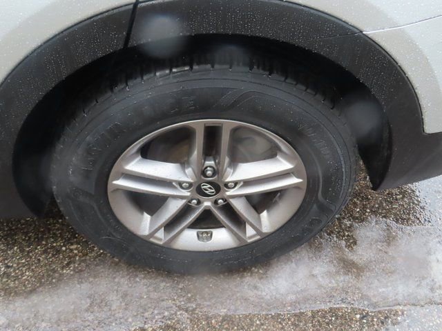 Used 2017 Hyundai Santa Fe Sport image 13