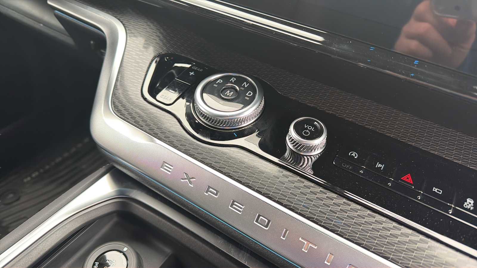 New 2026 Ford Expedition Max Platinum w/ Stealth Performance Package image 16