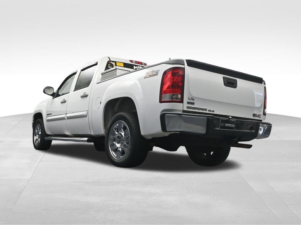 Used 2011 GMC Sierra 1500 SLE w/ Regional Value Package RWD image 12