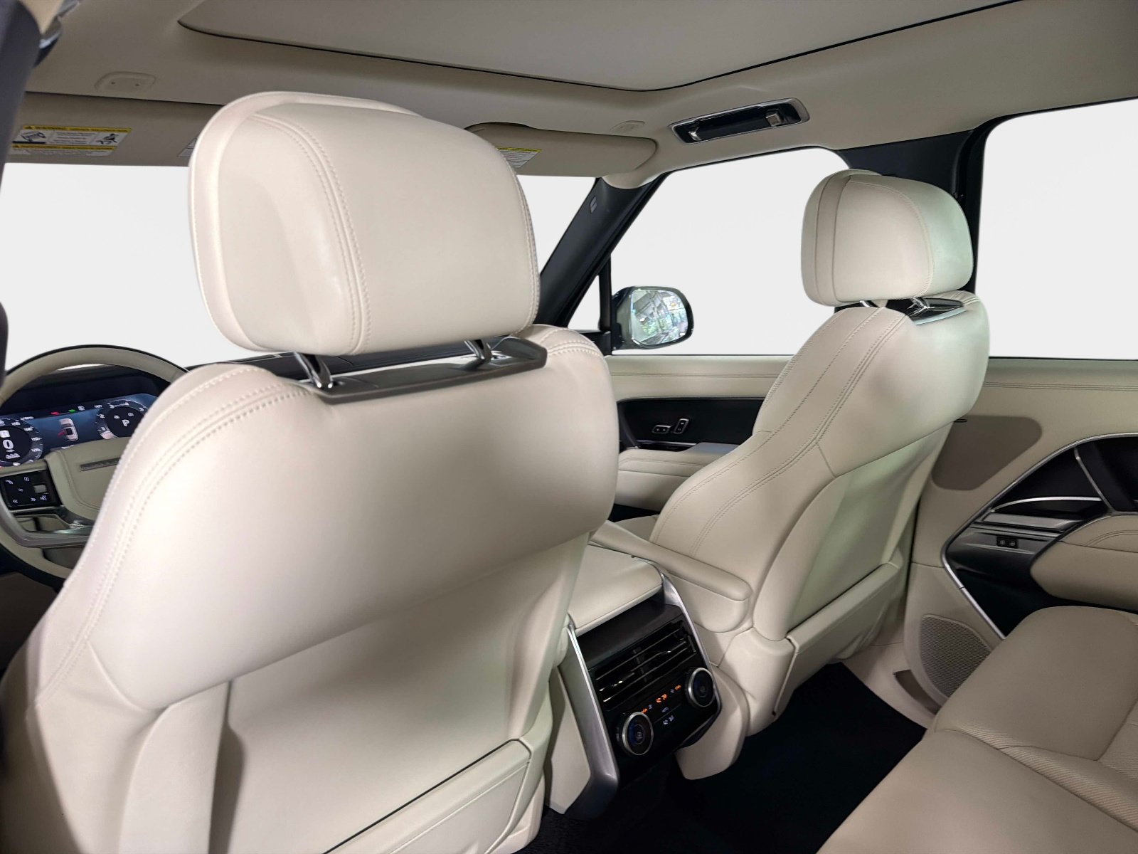 Used 2023 Land Rover Range Rover SE AWD/4WD image 33