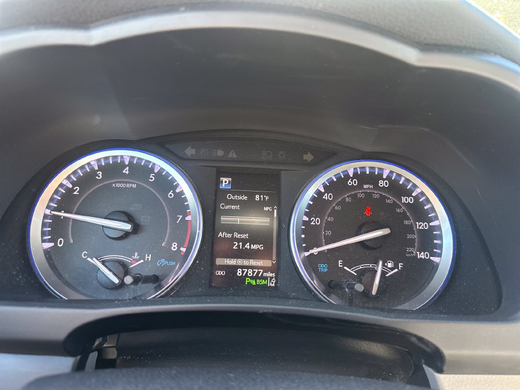 Used 2019 Toyota Highlander Limited AWD/4WD image 17