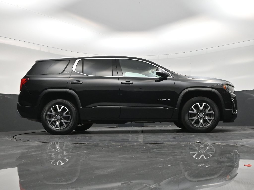 Used 2023 GMC Acadia SLE FWD image 25