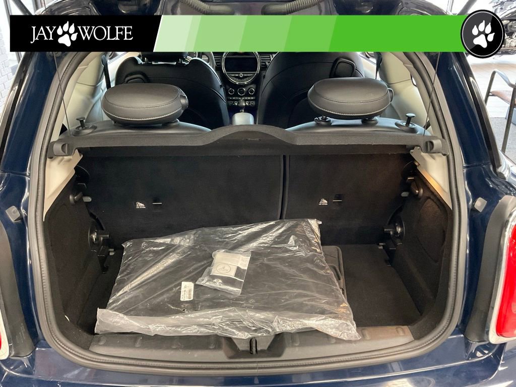 Used 2015 MINI Cooper 2-Door Hardtop image 22