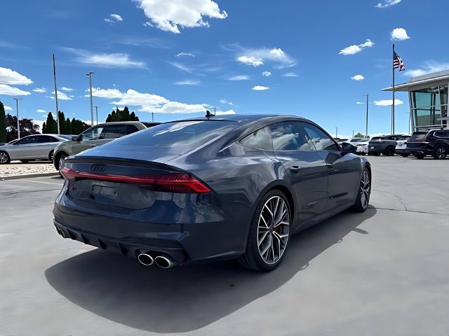Used 2025 Audi S7 Prestige w/ Prestige Package AWD/4WD image 4