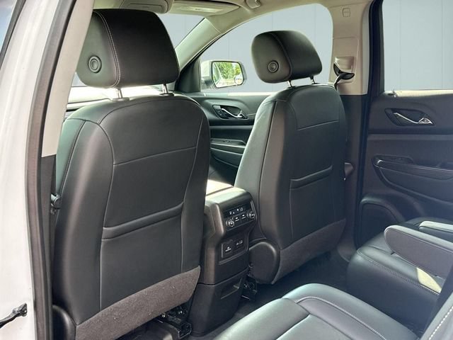 Used 2022 GMC Acadia SLT w/ Trailering Package AWD/4WD image 27