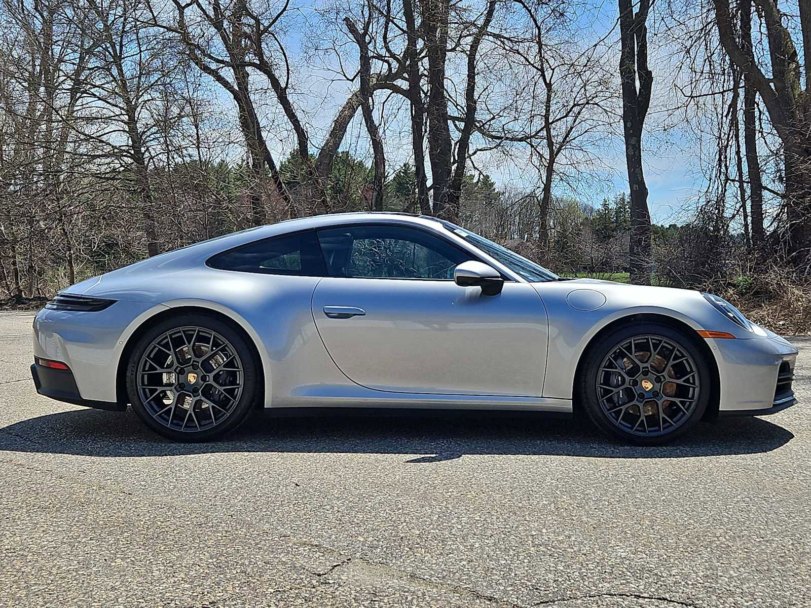 Certified 2025 Porsche 911 Carrera RWD image 11