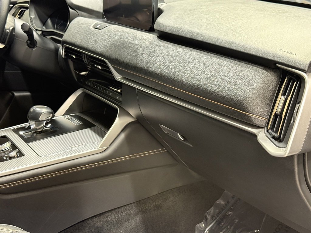 Used 2024 MAZDA CX-90 3.3 Turbo w/ Preferred Plus image 27