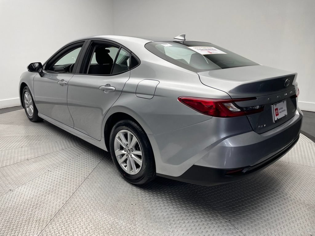 Used 2025 Toyota Camry LE FWD image 7