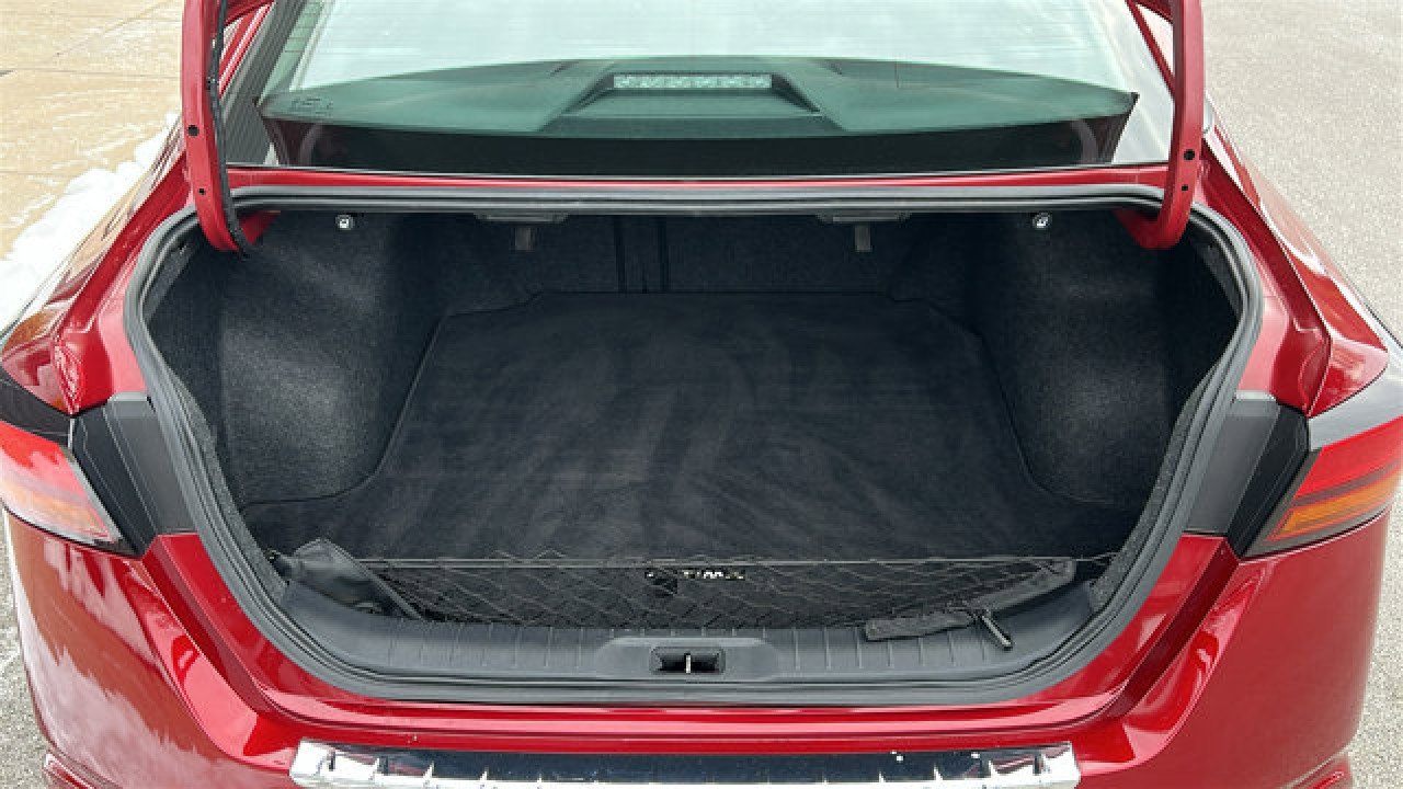 Certified 2022 Nissan Altima 2.5 SV image 7