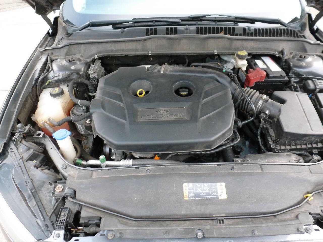 Used 2018 Ford Fusion SE w/ Equipment Group 201A image 17