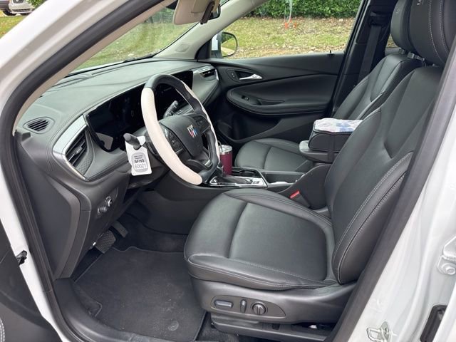 Used 2024 Buick Encore GX Sport Touring w/ Comfort Package FWD image 9