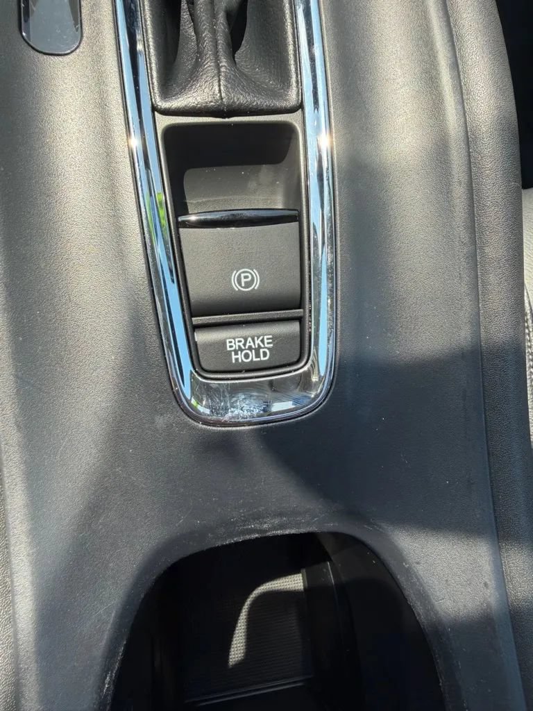 Used 2019 Honda HR-V EX-L image 20