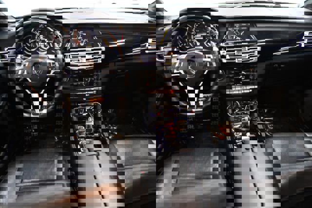 Used 2012 Mercedes-Benz CLS 63 AMG image 2