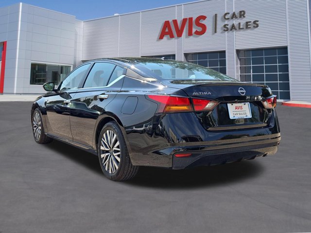 Used 2025 Nissan Altima 2.5 SV FWD image 8