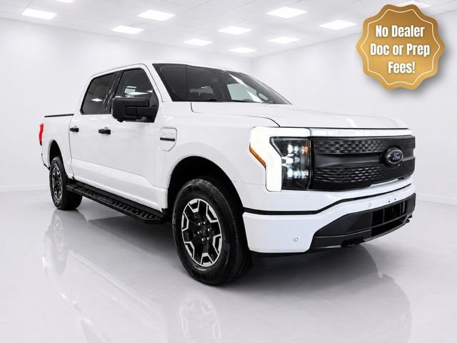 Used 2022 Ford F150 Lightning XLT AWD/4WD video 3