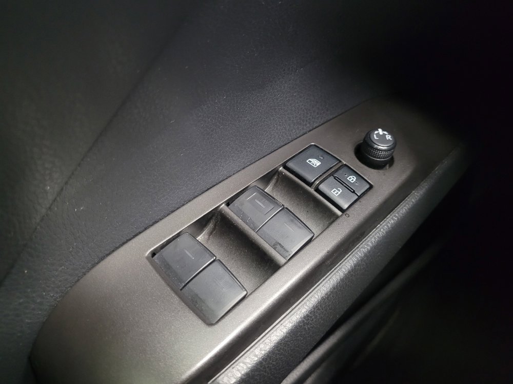 Used 2022 Toyota Camry SE image 27